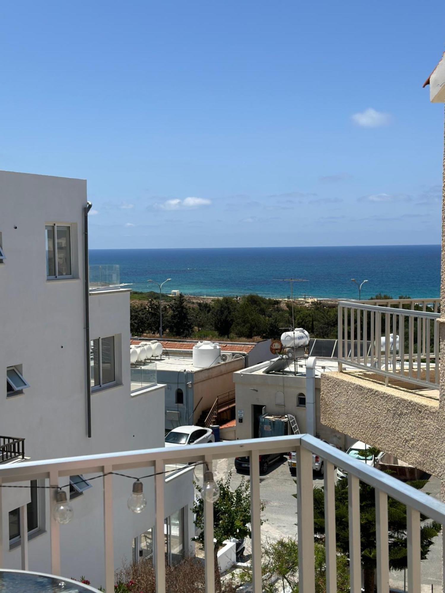 Sea View Apartment Near The Beach Пафос Екстериор снимка